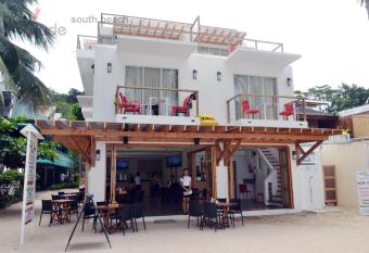 Signature Boracay South Beach has Balcony rooms