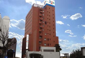 Hotel 1-2-3 Kokura has Smoking rooms