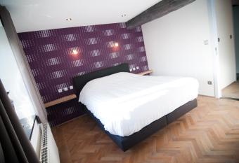 Apartment De Maasnacht has Balcony rooms