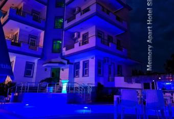 Memory Apart Hotel Side has Balcony rooms