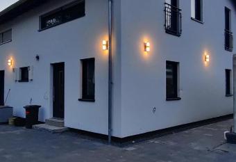 Relaxhaus has Balcony rooms