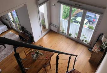 BORDEAUX Centre Appartement Duplex has Balcony rooms