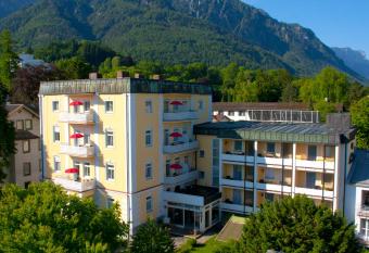 Hotel Sonnenbichl has Balcony rooms