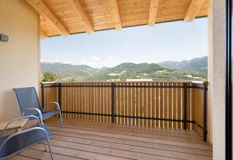 Teutenhofer Apfel has Balcony rooms
