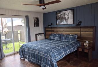 Slackwater Inn has Balcony rooms