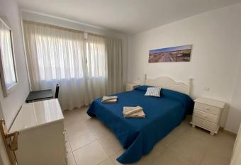 Nice rooms in a shared apartment in the centre of Corralejo allows 18 year olds to book a room