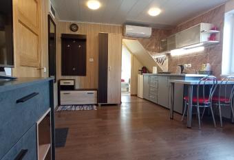 Willow studio apartment in Klaipeda Oldtown allows 18 year olds to book a room