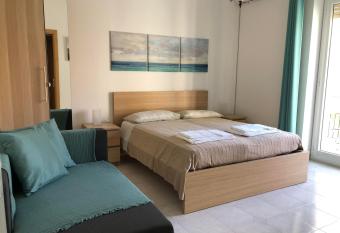 Gaeta Holidays has Balcony rooms