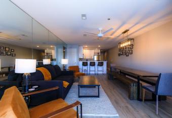 Lake Life Reimagined - best location on the lake, Osage Beach 21mm! has Balcony rooms