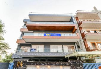 FabHotel Skylight Inn Near Medanta Hospital allows 18 year olds to book a room
