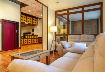 Hotel Bolta  a Ordesa allows 18 year olds to book a room