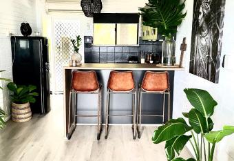 Island Views Accommodation has Balcony rooms