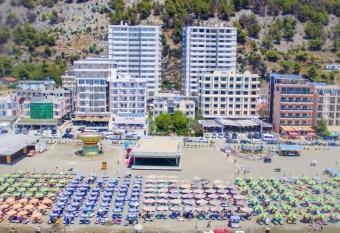 Apartment Suite Family has Balcony rooms