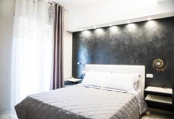 Ninfa Marina has Balcony rooms