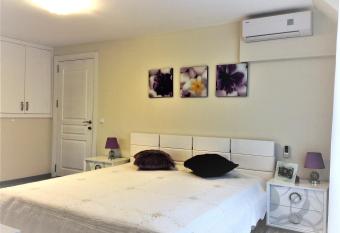 Private apartments Stamopolu lux has Balcony rooms