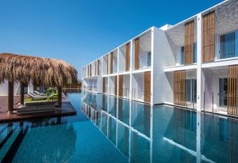 Sensus Experience by Lavris has rooms with a private hot tub