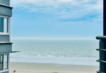 Appartement zijdelings zeezicht 2 slaapkamers 2 badkamers Blankenberge allows 18 year olds to book a room