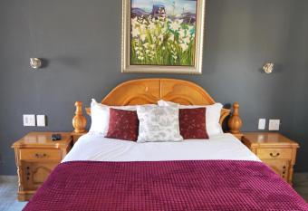 14 Cluster Cottages has Balcony rooms