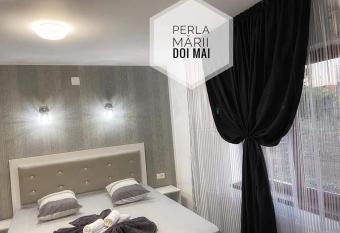 Casa Perla M  rii has Balcony rooms