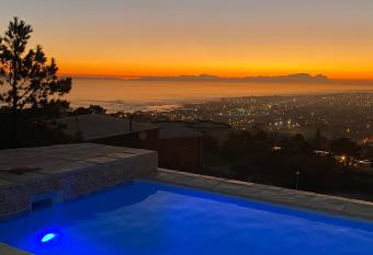 On the GBay Villa allows 18 year olds to book a room