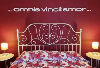 Ercole  s Home has Balcony rooms