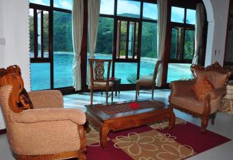 Villa Chez Batista has Balcony rooms