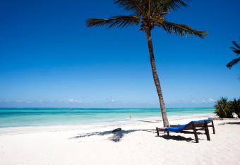 Karafuu Beach Resort & Spa has Balcony rooms