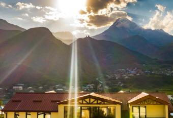 Aronia Kazbegi has Balcony rooms