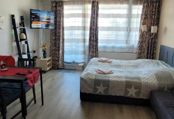 King apartament 1 mit NetFlix has Balcony rooms