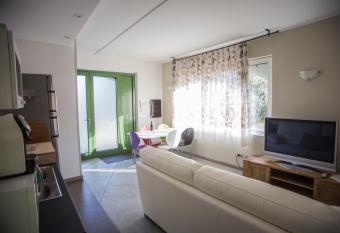 Casa Sophia allows 18 year olds to book a room