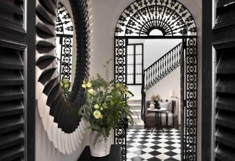 Plaza 18 allows 18 year olds to book a room