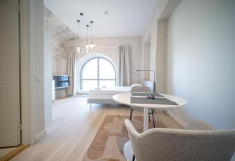 Baltic Accommodation - Urban Studio Apartment allows 18 year olds to book a room