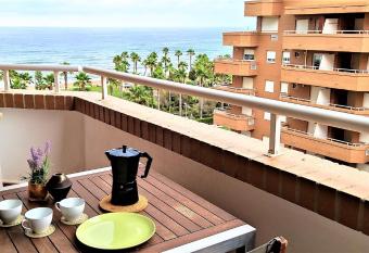 ACV - Vistamar III - 1   linea planta 6 sur allows 18 year olds to book a room