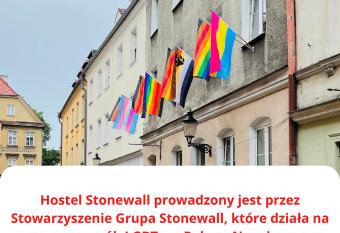 HOSTEL STONEWALL - self check in allows 18 year olds to book a room