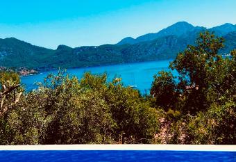 Defne Residence Selimiye allows 18 year olds to book a room