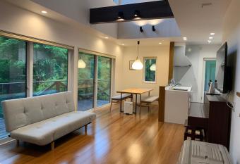                   #Outlet#Karuizawa station10mins by car#Wifi&Max11ppl#Pet OK#BBQ has Balcony rooms