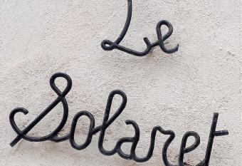 Le Solaret has Balcony rooms