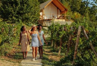 Lala Vineyard Glamping Resort has Balcony rooms