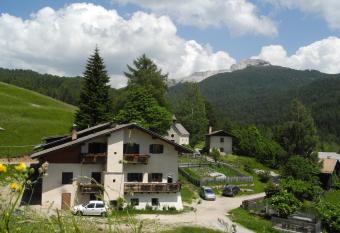 THOMASERHOF has Balcony rooms