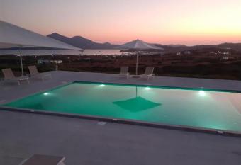 elena has Balcony rooms