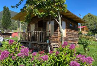 Ser  s Libre Refugio has Balcony rooms