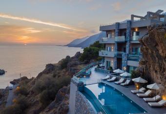 panorama new generation has Balcony rooms