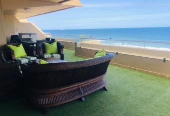 Sands Beach Breaks Luxury Beach Front Umdloti has Balcony rooms