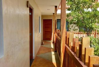 Departamento 2. Tuumben Che allows 18 year olds to book a room