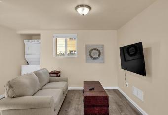 Your Nest Away from Home allows 18 year olds to book a room