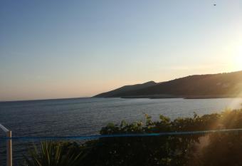 Apartman Laus has Balcony rooms