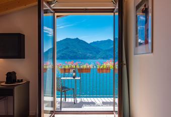 Foresteria Lago di Como allows 18 year olds to book a room