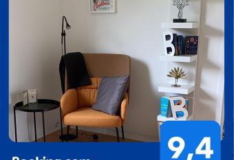 Die Zeitwohnung has Balcony rooms