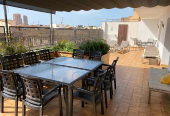 CAN VALL  S APARTAMENT   TIC A PALAM  S has Balcony rooms