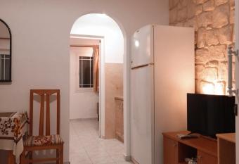Aloe Cretan Apartments has Balcony rooms